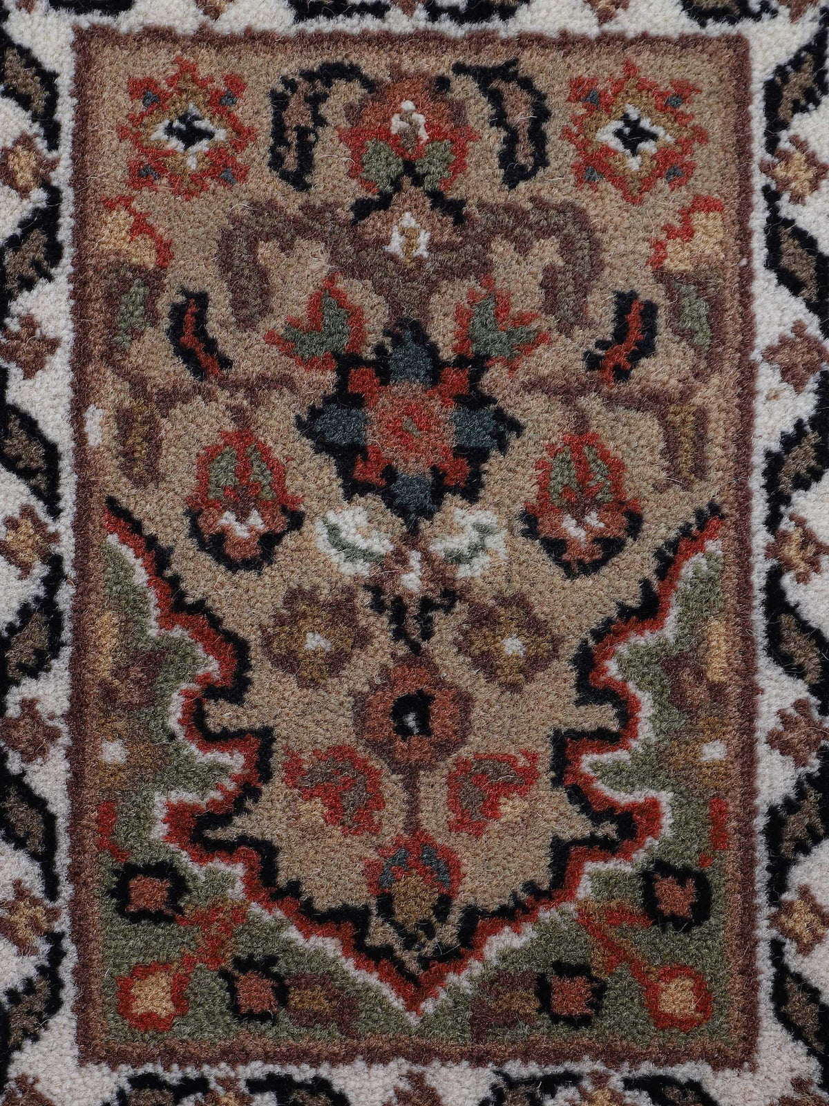 Bakhtiar Teppich Creme