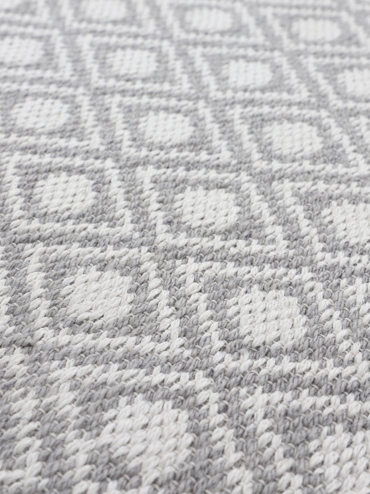 In- & Outdoor Teppich aus recyceltem Material Creme