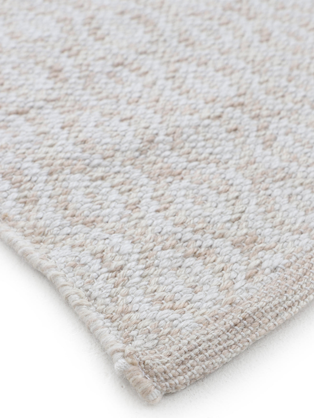 In- & Outdoor Teppich aus recyceltem Material Creme