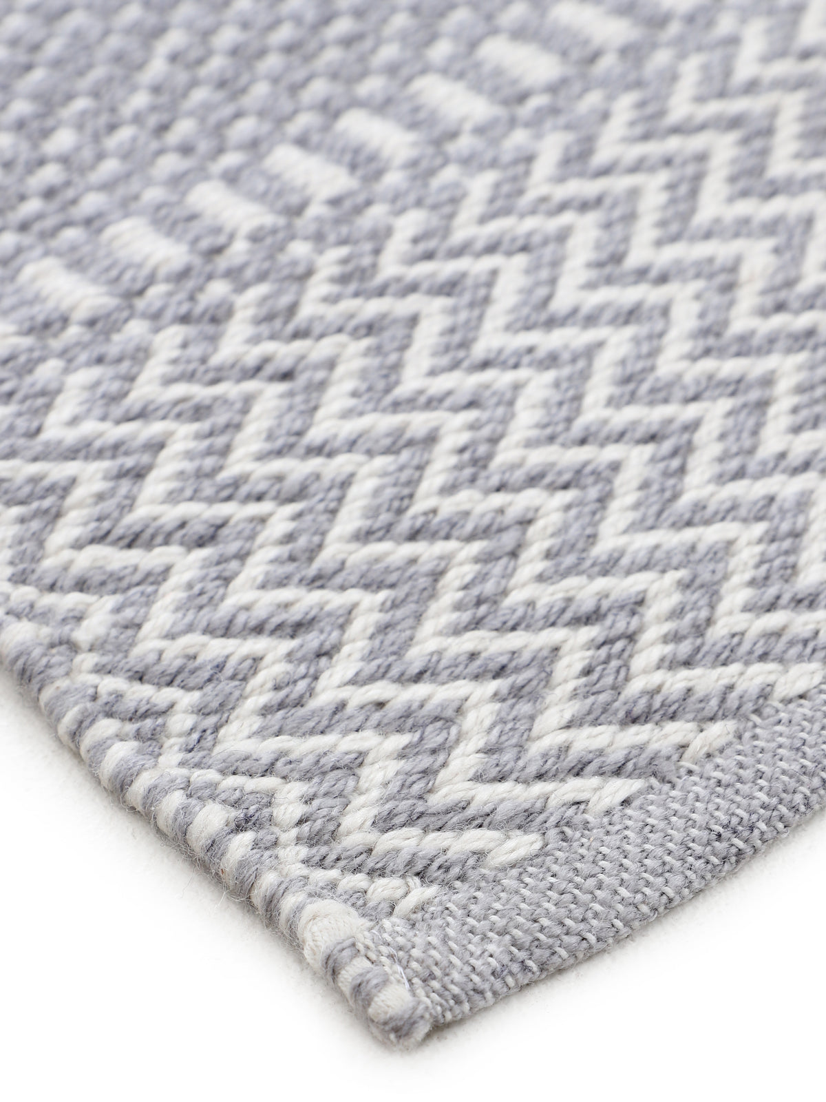 In- & Outdoor Teppich aus recyceltem Material Grau