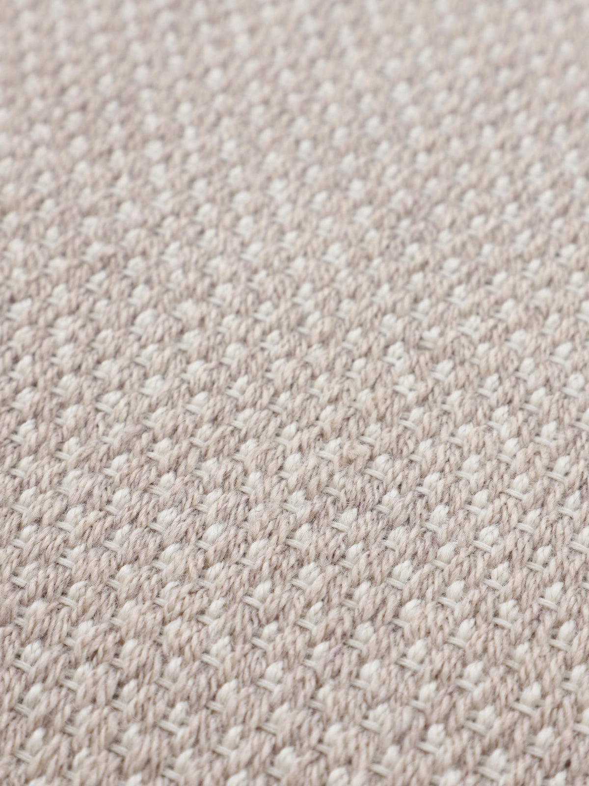 In- & Outdoor Teppich aus recyceltem Material Creme